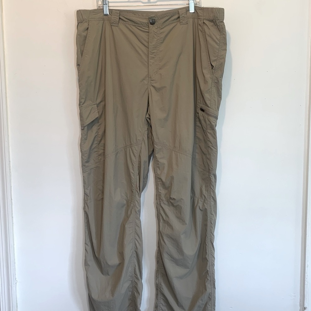 Columbia Omni-Shade Hiking Pants 42/32